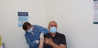 ბოლნისის მუნიციპალიტეტის საკრებულოს თავმჯდომარე კორონავირუსის საწინააღმდეგო ვაქცინით აიცრა