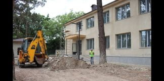 სოფელ ქვეშის საჯარო სკოლაში სარეაბილიტაციო სამუშაოები მიმდინარეობს