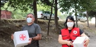 “წითელი ჯვრის საზოგადოებამ”, ბოლნისის მუნიციპალიტეტის ჩართულობით, მოწყვლადი კატეგორიის 70 ოჯახს სასურსათო და ჰიგიენური პროდუქტებისგან შემდგარი პაკეტები გადასცა
