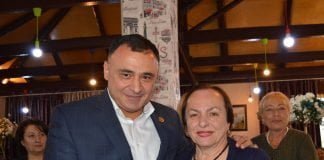 Qoqi Meşveliani müəllimləri peşə günü münasibətilə təbrik edir