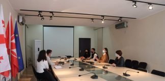 ბოლნისის მუნიციპალიტეტის მერიაში, პროექტის „ახალგაზრდების ხმა ცვლილებებისთვის“ ფარგლებში სამუშაო შეხვედრა გაიმართა