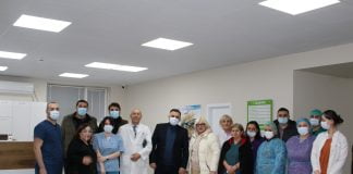 გოგი მეშველიანმა ბოლნისში კოვიდ ცენტრის თანამშრომლებს დამდეგი ახალი წელი მიულოცა