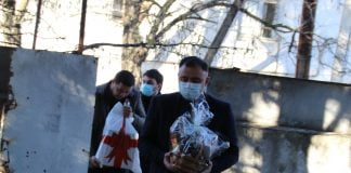 გოგი მეშველიანმა სამაჟორიტარო ოლქში საზოგადოებრივი ჯანდაცვის ცენტრებს დამდეგი შობა-ახალი წელი მიულოცა