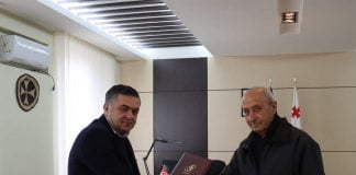 Bolnisi Bələdiyyəsinin meri Şota Rexviaşvilini Bolnisinin fəxri vətəndaşı mükafatı ilə təltif edib