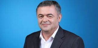 გილოცავთ სკოლის დასრულებას, ბედნიერ და ლაღ მომავალს გისურვებთ! – დავით შერაზადიშვილი