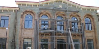 გოგი მეშველიანმა ქალაქ ბოლნისის N1 საჯარო სკოლაში შესრულებული სამუშაოები დაათვალიერა