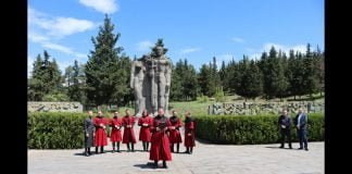 ბოლნისში ფაშიზმზე გამარჯვების 77-ე წლისთავი აღნიშნეს