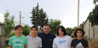 გოგი მეშველიანმა სოციალური ქსელით ახალგაზრდის მიწვევა მიიღო, რომელსაც ესტუმრა და პირადად გაიცნო