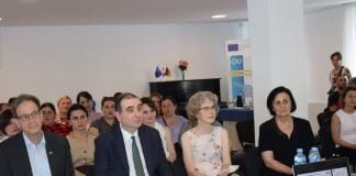 მიხეილ ჩხენკელი ბოლნისის ზრდასრულთა განათლების ცენტრის საქმიანობას გაეცნო