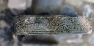 Foladauri dərəsində tapılan erkən orta əsrlərə aid daş xaç fraqmentləri bundan sonra Bolnisi muzeyinin əsas fondunda saxlanılacaq