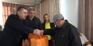 ტრადიციული, საახალწლო ნობათი ხანდაზმულებს