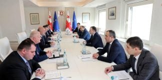 საქართველოს პრემიერ-მინისტრმა ირაკლი ღარიბაშვილმა სახელმწიფო რწმუნებულებთან სამუშაო შეხვედრა გამართა