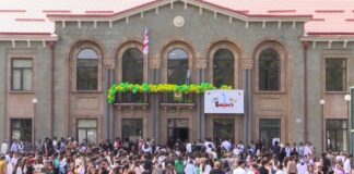 სკოლებში სასწავლო წელი დაიწყო