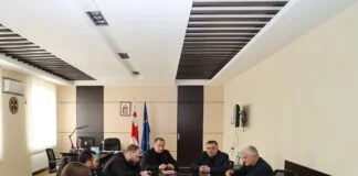 დავით შერაზადიშვილი „ფონდი მონაგარის“ წარმომადგენლებს შეხვდა