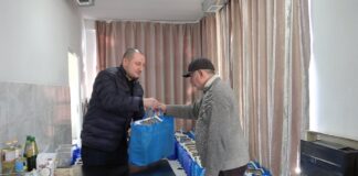 მოწყვლადი კატეგორიის 160 ოჯახს საახალწლო ნობათები გადაეცა