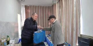 მოწყვლადი კატეგორიის 160 ოჯახს საახალწლო ნობათები გადაეცა