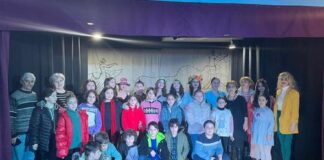 Teatr festivalı və sevgi dolu tamaşaçı