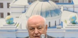 ვის და რატომ უნდა დაუდგან ბოლნისელებმა ძეგლი