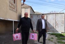 Bolnisi Bələdiyyəsi 140 sosial cəhətdən həssas ailəyə Pasxa hədiyyələri təqdim etdi